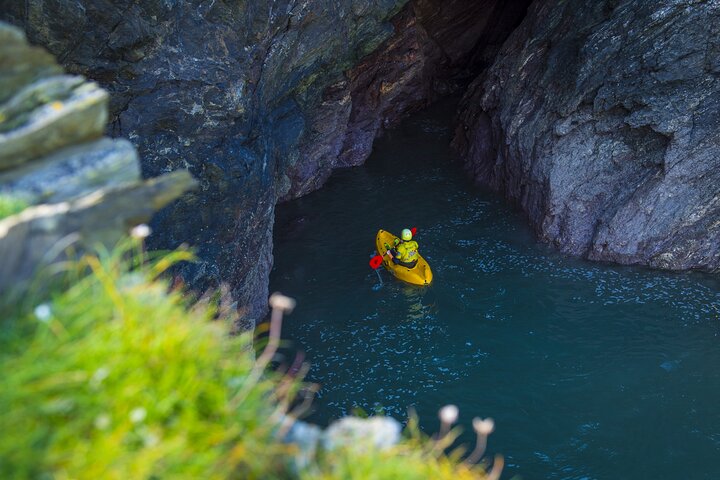 Sea Kayak Lesson & Tour in Newquay