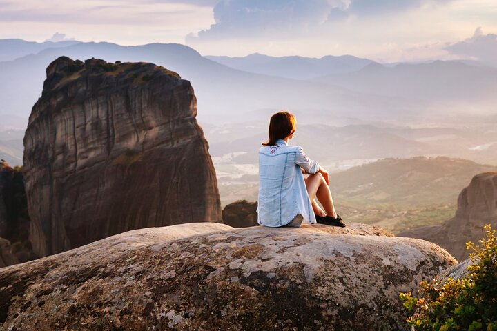 Meteora: Morning Half Day Sightseeing and Monasteries Tour