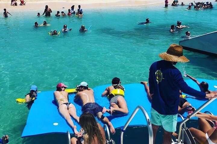 All Inclusive Beach and Snorkel Boat Tour to Icacos Island