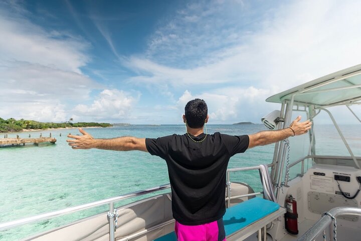 All Inclusive Beach and Snorkel Boat Tour to Icacos Island