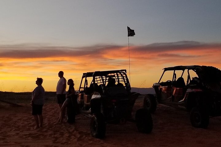 Peek-A-Boo Slot Canyon Tour UTV Adventure (Private)