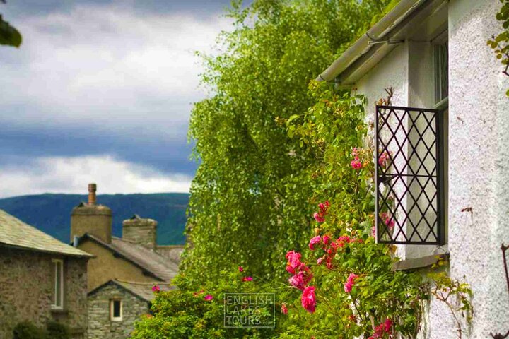 Ultimate Full-Day Lake District Tour: 10 Lakes, Amazing Scenery & Lake Cruise