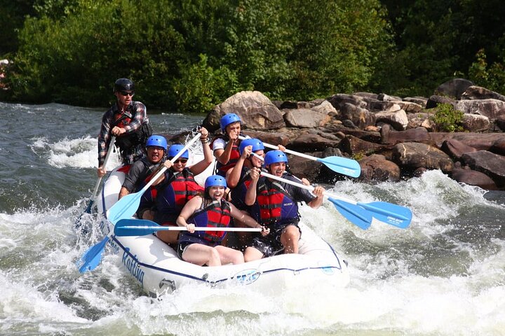 Full Ocoee River Rafting Adventure With Catered Shore Lunch