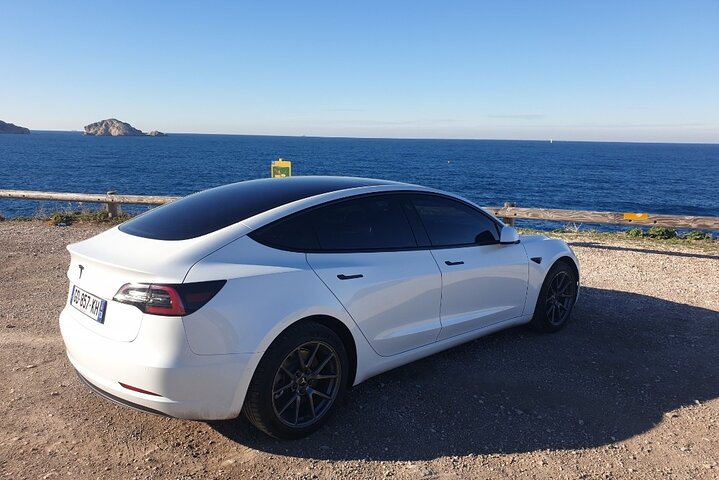 Marseille Airport transfer for Cassis hotel and apartment
