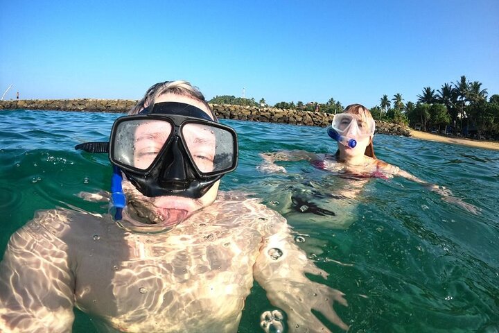 Snorkeling with Turtles in Mirissa