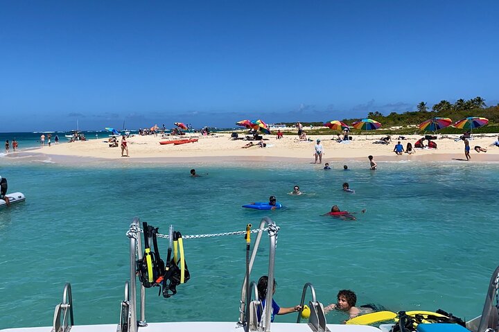 All Inclusive Beach and Snorkel Boat Tour to Icacos Island