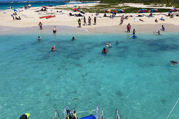 All Inclusive Beach and Snorkel Boat Tour to Icacos Island