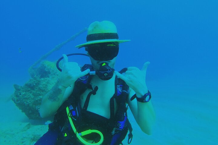Beginner Scuba Diving Guided Tour - No Experience Required