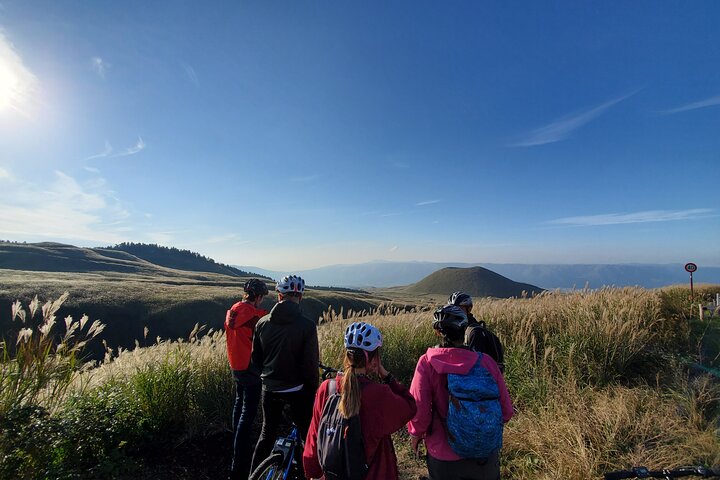 3-Days experience to feel the nature of Aso
