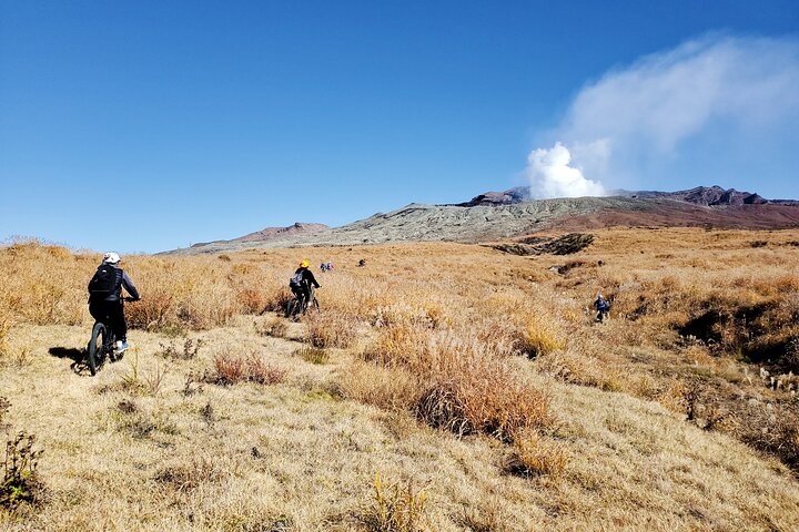 3-Days experience to feel the nature of Aso