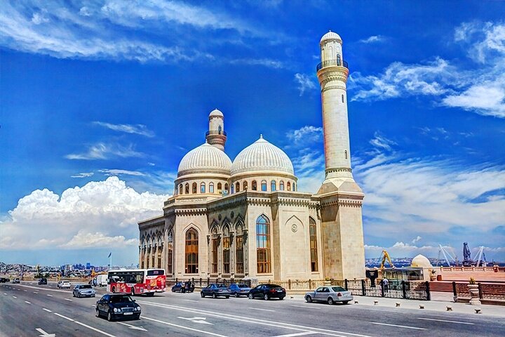 Full Day Sightseeing Tour of the main Attractions around Baku