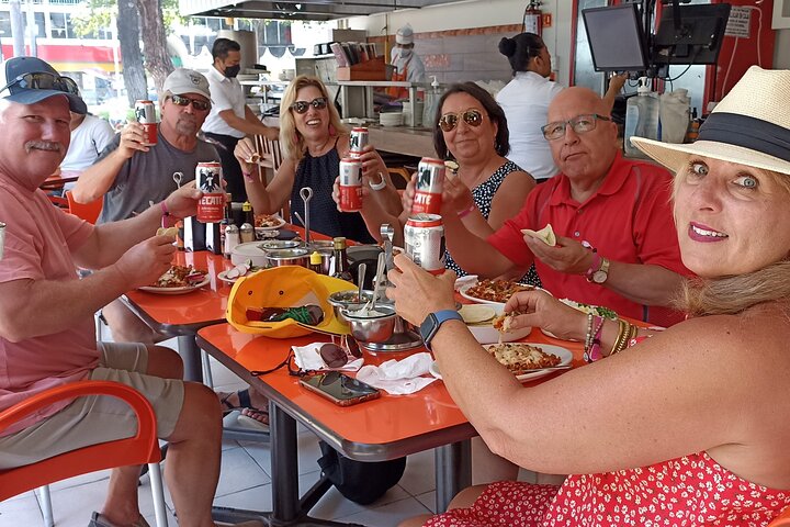 4 or 6Hr Discover Acapulco With a Fun Guide, Diver Show,Mex Lunch