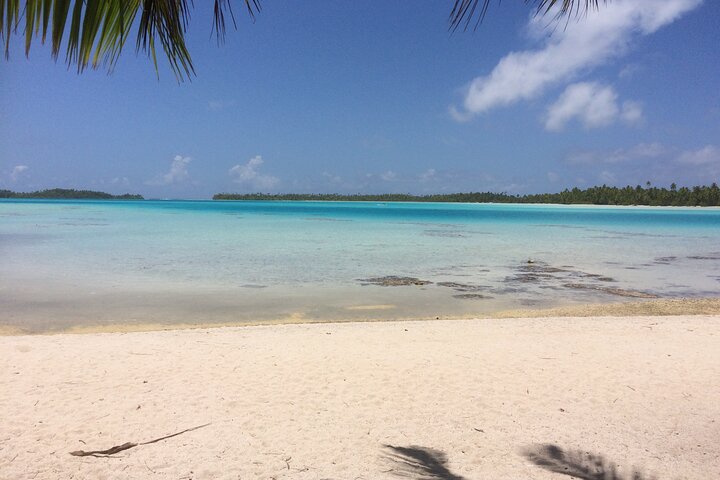 Blue Lagoon - PRIVATE ISLAND Pink sand beach and wildlife reserve