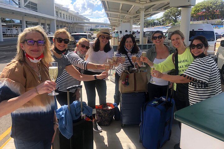 Round-Trip Transfer between Antigua Airport and Antigua Hotels