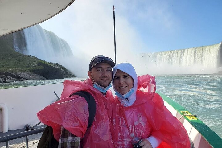 Niagara USA Maid of the Mist and Cave of the Winds Guided Tour