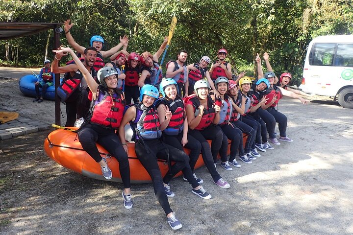 Extreme Rafting in Baños Ecuador Level III & IV +
