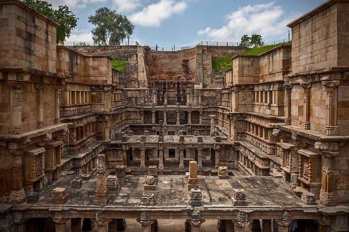 Stepwells of Gujarat: Adalaj and Rani ki Vav Private Tour