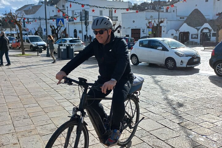 Tour Ebike Trulli Alberobello e Locorotondo