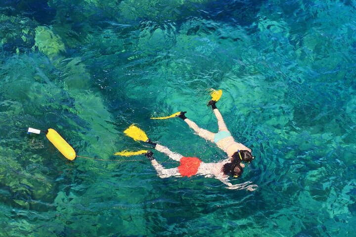 East Adventure with Blue Bay Marine Park, Crocodile Park & Lunch