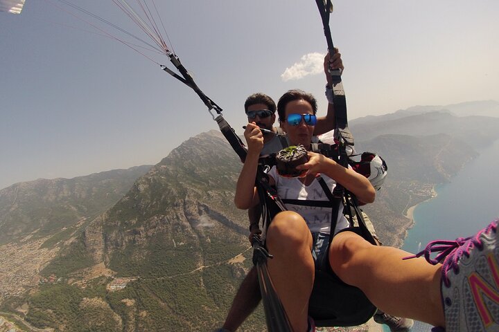 Oludeniz Paragliding Fethiye Turkey, Additional Features