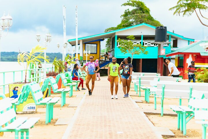 5 Island and Town Hopping Tour with Lunch