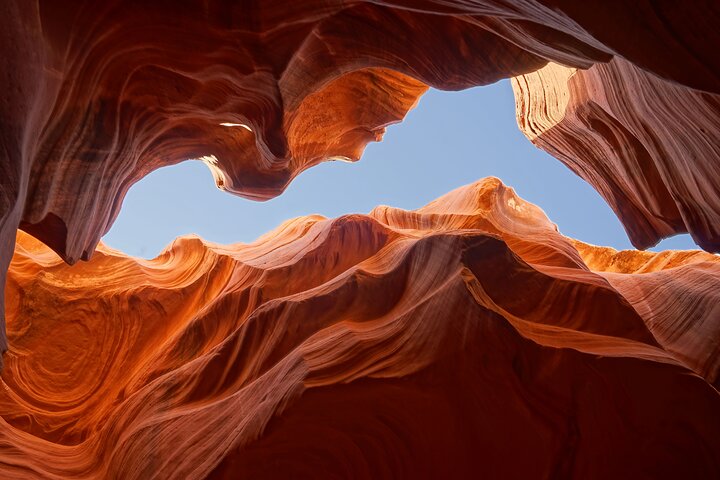 Lower Antelope Canyon Hiking Tour