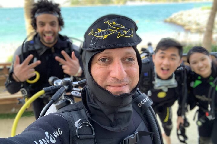 Discover Scuba Diving in Fujirah Dibba