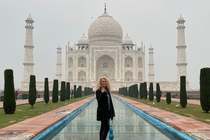 Same day Taj Mahal memorable Agra tour from Delhi