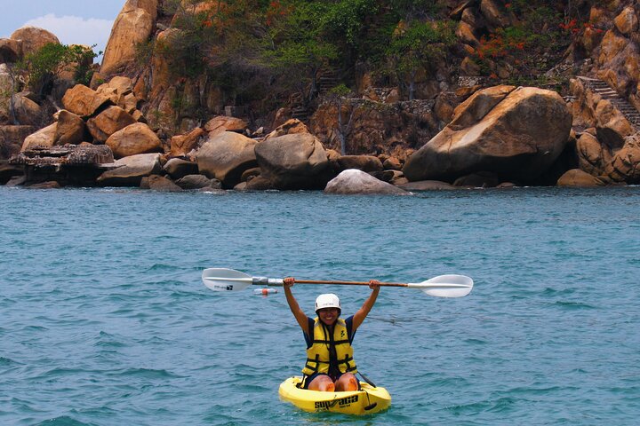 Kayaks Tour to El Morro Islet