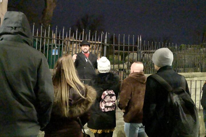 Shadows of York: Ghost Walk and Horrible History.