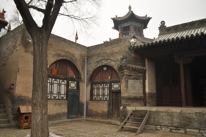 Pingyao Day Tour: Wang Family Mansion and Zhangbi Ancient Castle