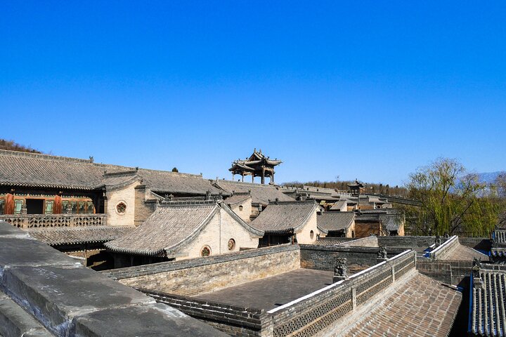 Pingyao Day Tour: Wang Family Mansion and Zhangbi Ancient Castle