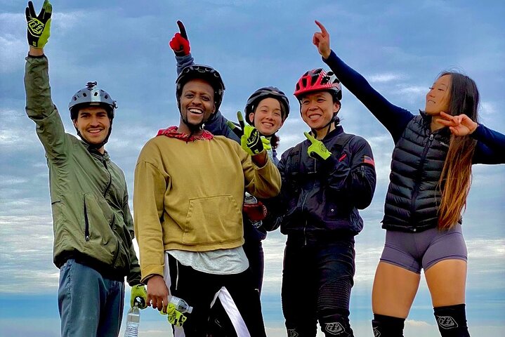 Scenic Malibu Overlook Electric Bike Tour for Beginners