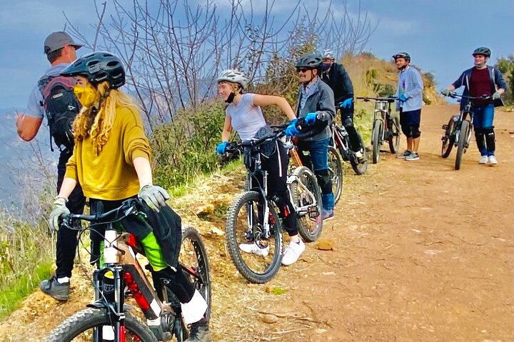 Scenic Malibu Overlook Electric Bike Tour for Beginners