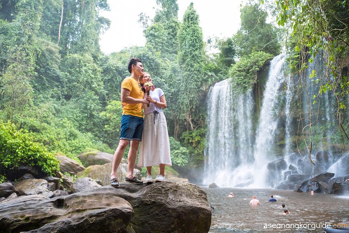 Kulen Mountain with Beng Mealea and Tonle Sap Small Group Tour