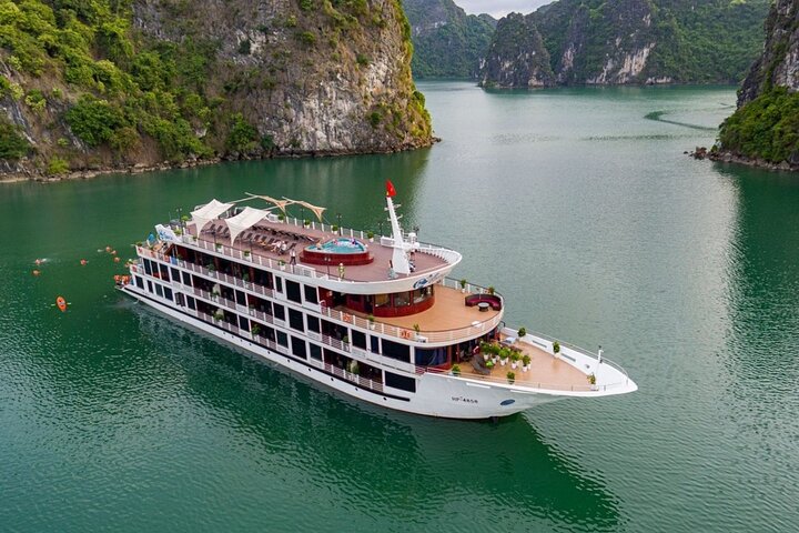 Top Tier: Overnight Ha Long Bay Cruise 5-Star, Balcony Cabin-2D1N