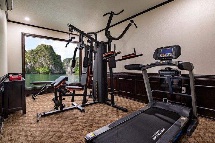 Top Tier: Overnight Ha Long Bay Cruise 5-Star, Balcony Cabin-2D1N