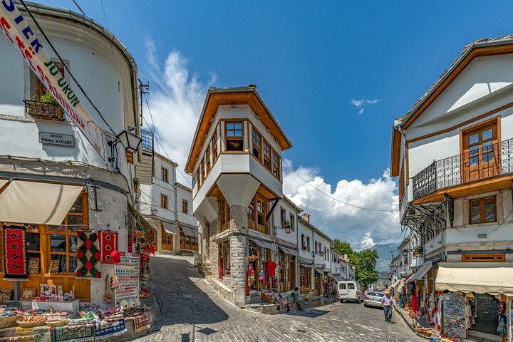Gjirokastër Walking Tours:Bazaar&Ali Pasha Bridge/Castle & Zekate