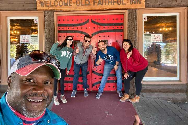 Private Yellowstone National Park Tour (Upper Loop)