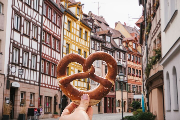 Traditional German Food and Nuremberg Old Town Private Tour