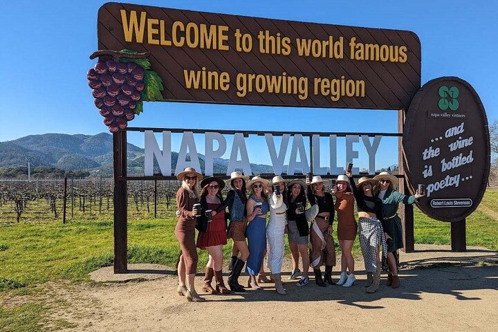 Napa Valley Wine Trolley Classic Tour