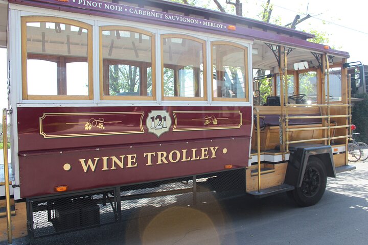 Sonoma Valley Open Air Wine Trolley Tour
