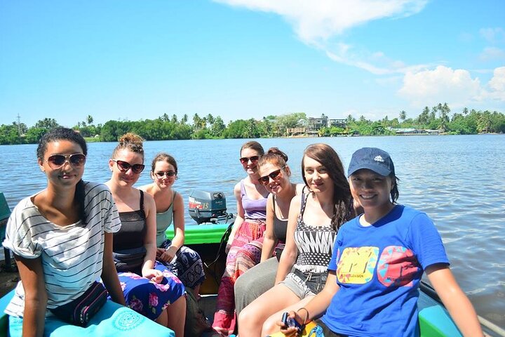Galle Day Trip with River Safari, Sea Turtle & Stilt Fishermen