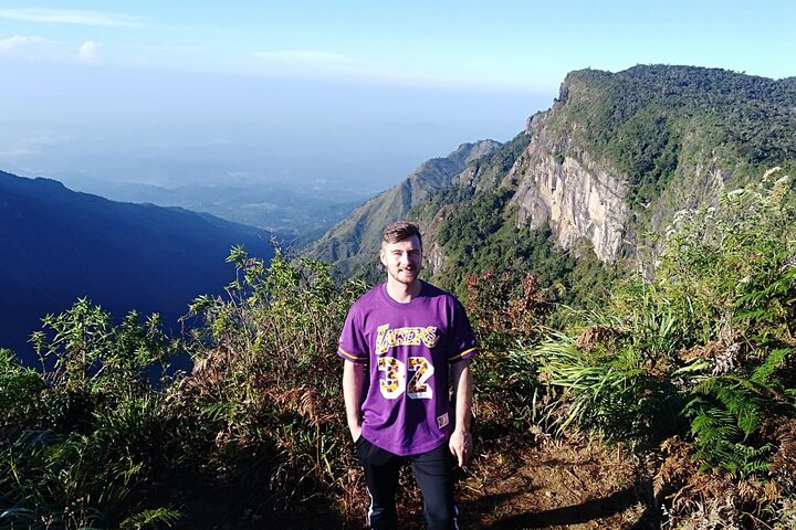 Horton Plains-World's End Tour From Nuwaraeliya