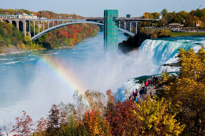 Niagara Falls 1 Day Tour from NYC with Maid of the Mist Boat Ride