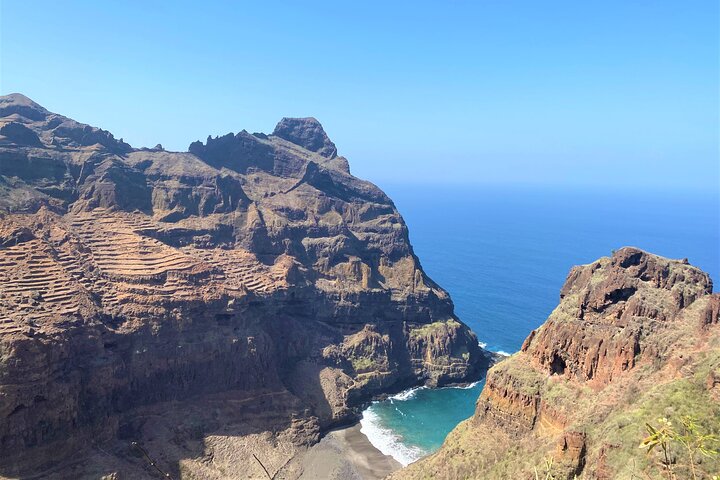 Full-Day Hiking Experience Ponta do Sol - Fontainhas - Cruzinha with Lunch