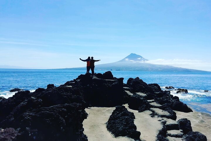 Faial Island: Full Day with Local Guide, Volcanoes and Landscapes