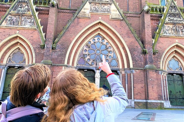 Discover Leeuwarden in this Outside Escape city game tour!