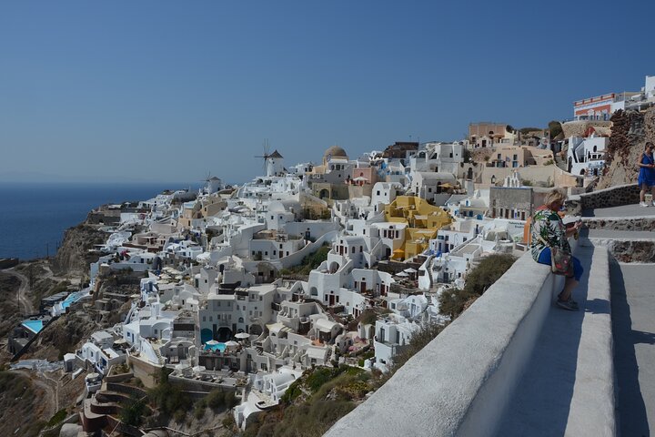 Santorini Highlights Small-Group Tour with Wine Tasting option