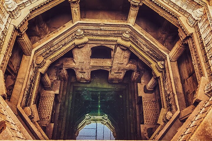 Stepwells of Gujarat: Adalaj and Rani ki Vav Private Tour